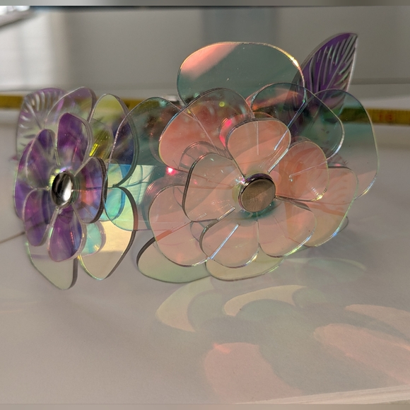 NWT IRIDESCENT FLOWER CHOKER - Picture 7 of 14